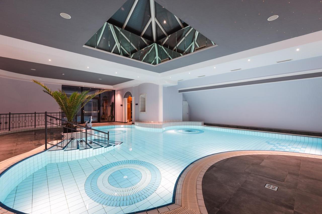 25H Spa-Residenz Best Sleep Privat Garden & Pools Neusiedl am See Dış mekan fotoğraf
