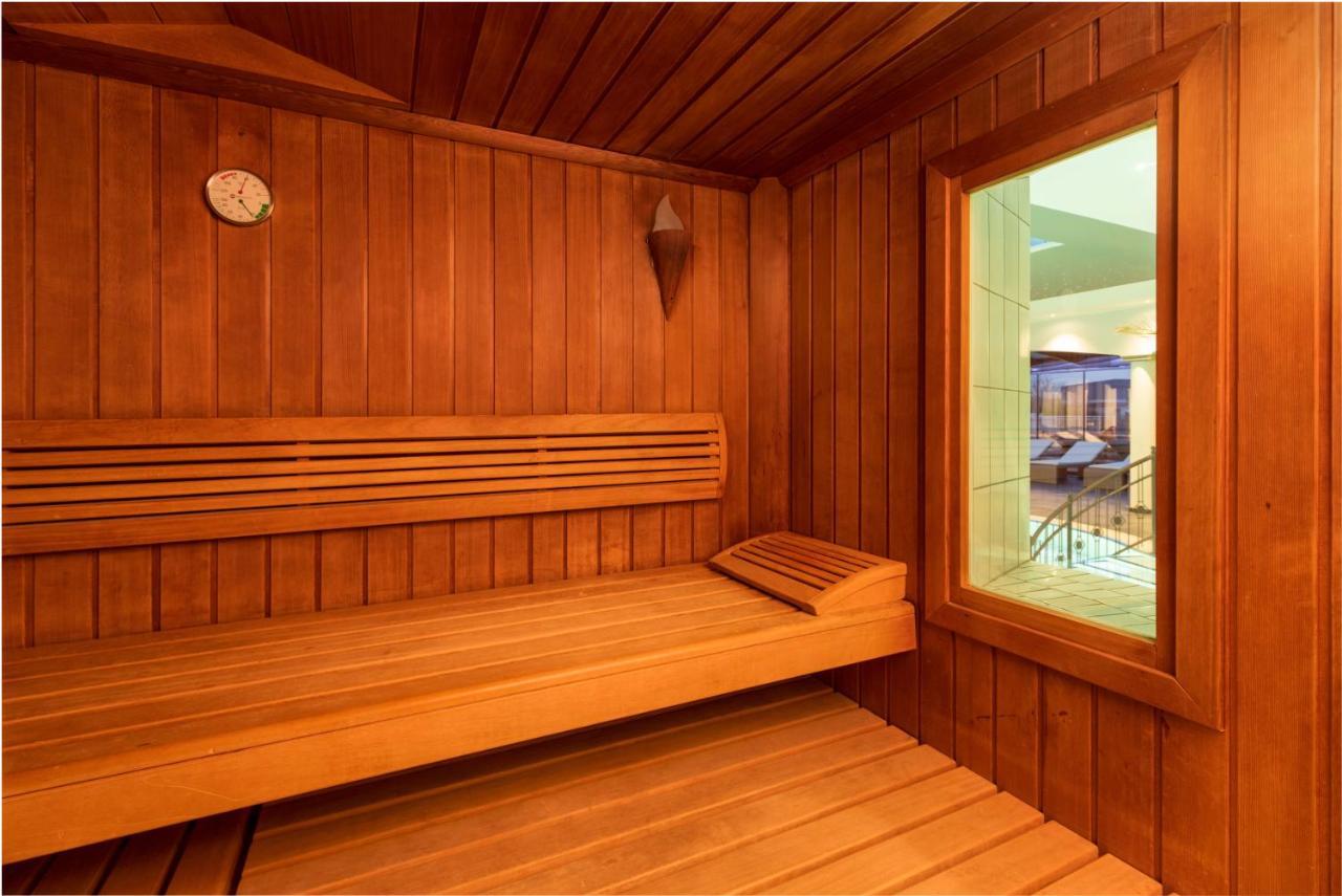 25H Spa-Residenz Best Sleep Privat Garden & Pools Neusiedl am See Dış mekan fotoğraf