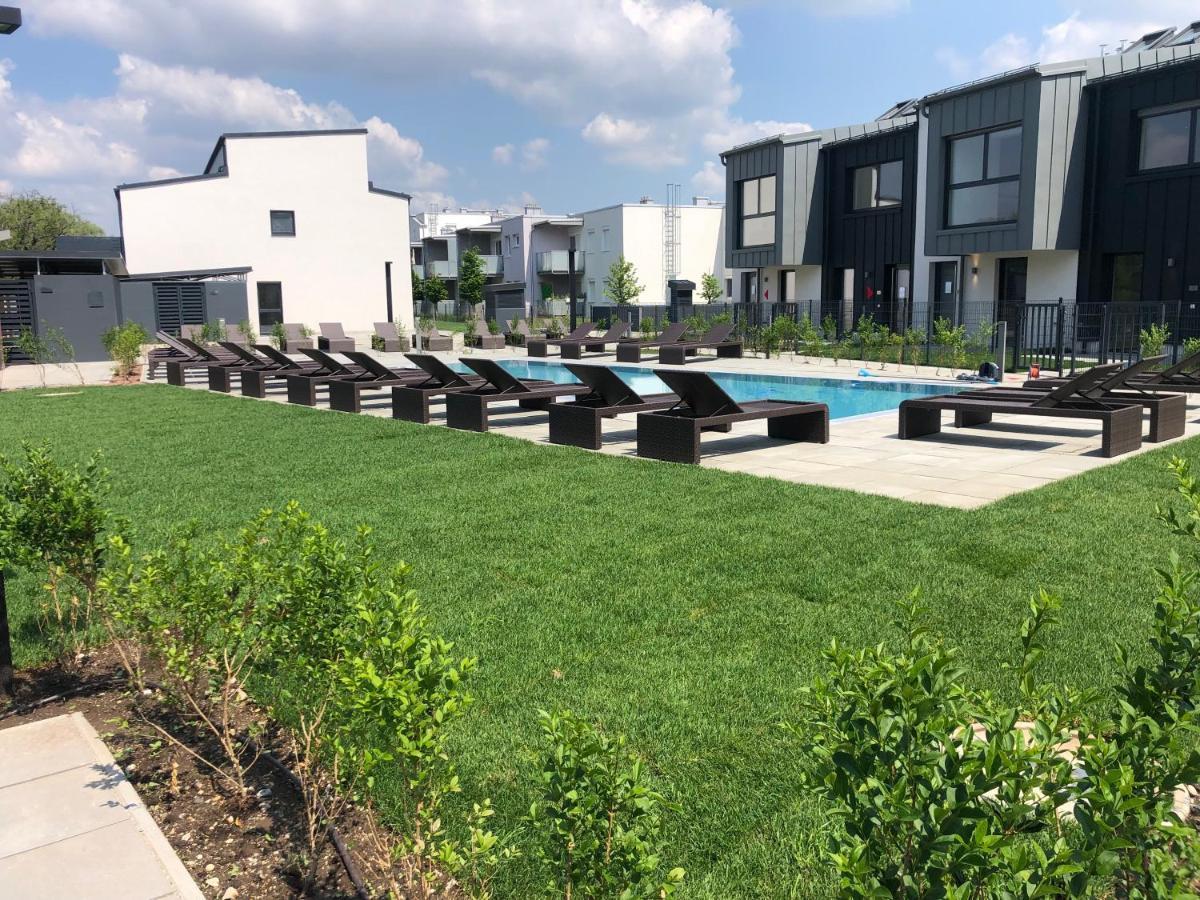 25H Spa-Residenz Best Sleep Privat Garden & Pools Neusiedl am See Dış mekan fotoğraf