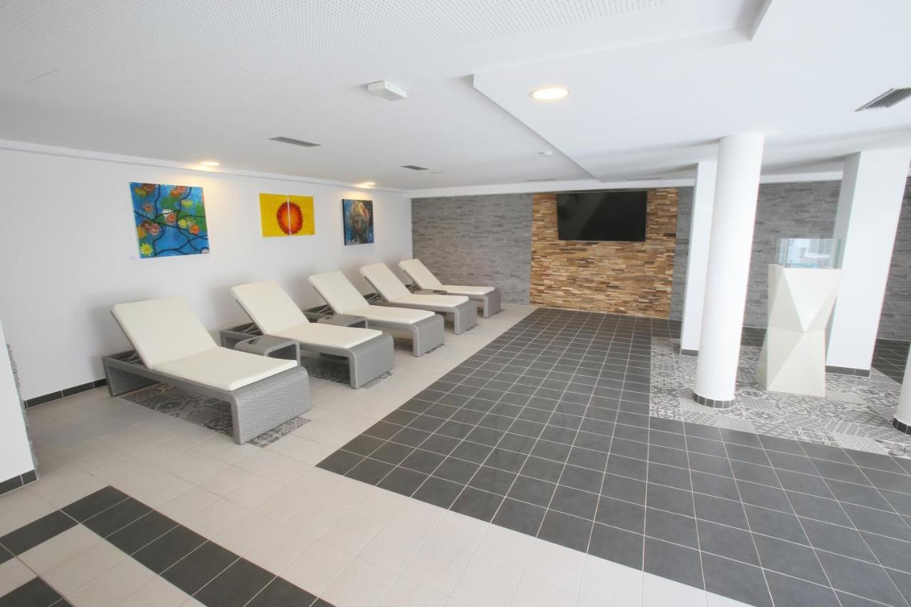 25H Spa-Residenz Best Sleep Privat Garden & Pools Neusiedl am See Dış mekan fotoğraf